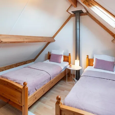 Village Park V64 * De Haan